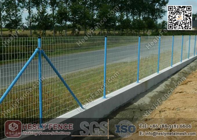 Welded Wire Mesh Fence