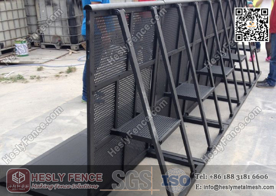 China 1.2 X1.0X1.2m Black Color Aluminium Crowd Stage Barrier | China Mojo Barrier Factory supplier