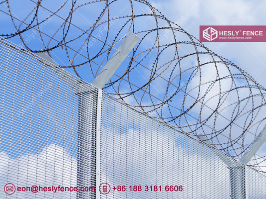 China 358 high security mesh fence with reinforced flat bar, powder coated black color, anti-cut, anti-climb supplier