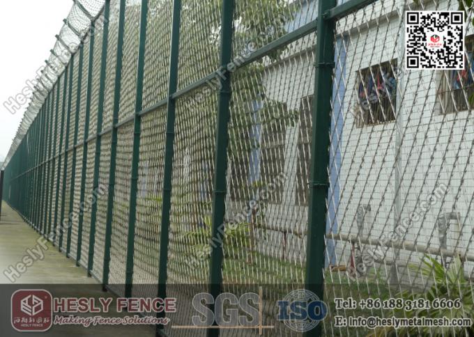 2.1mX6.0m, 75X150mm Rhombus Razor Mesh Sheet Fence | China Welded Razor ...