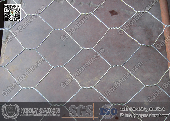 China 80X100mm Hot-dipped Galvanised Hexagonal Gabion Basket with lid, 2X1X1m supplier