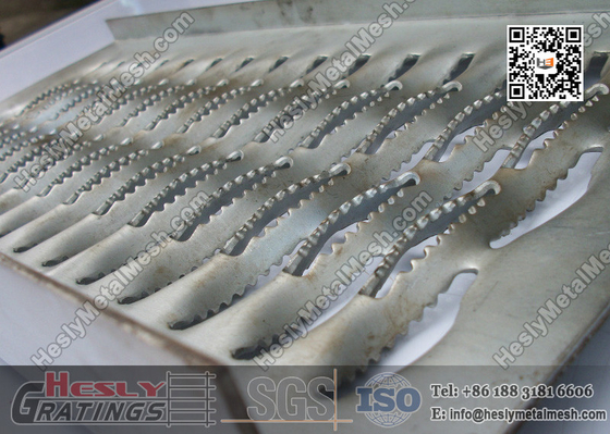 China Aluminium Shark Mesh Anti-skidding Safety Grating | Anti Slip Grating supplier