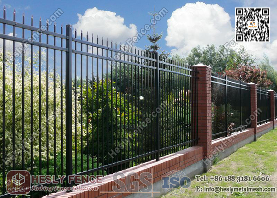 China Garrison Fencing (China Supplier) | Black Color Garrison Fence supplier