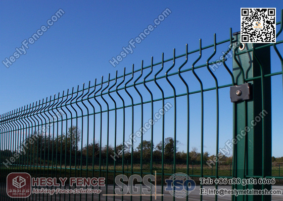 China Green Color PVC coated Welded Wire Fence Panels 1.8m high X 3.0m width supplier