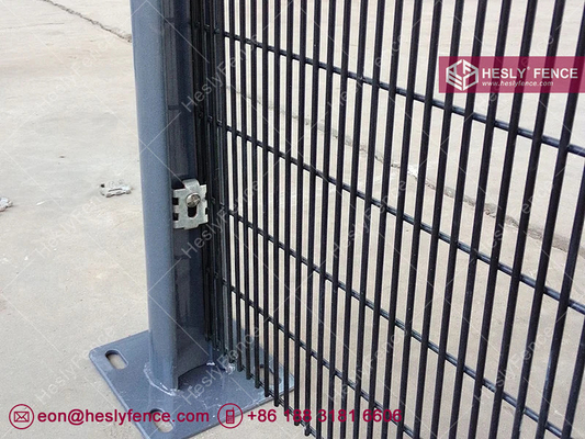 China Anti Climb High Security Fence | RAL6005 Green Color | China Manufacturer supplier