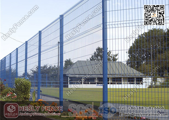 China 2.0m height X 2.5m Width  Welded Wire Security Mesh Fencing Panels with Green Color PVC coated supplier