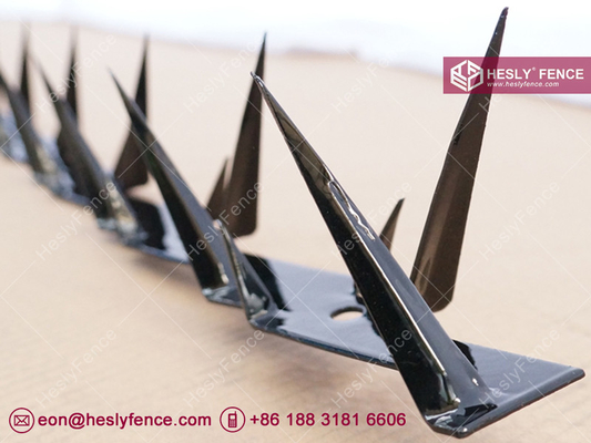 China Black Powder Coted Wall Spikes | Fencing Top Razor Spikes | Anti climb Spikes | HeslyFenc Brand China supplier