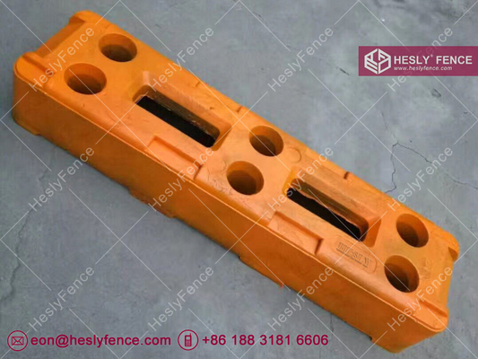 China Temporary Fence Recycled Rubber Feet | Visible Orange | OD32mm hole | HeslyFence-China supplier