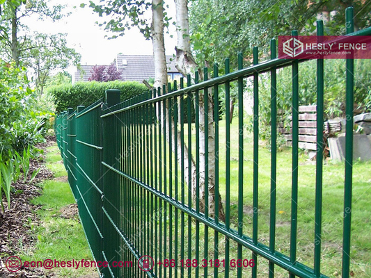 China 656 Double Wire Mesh Fencing | 6.0mm×2 horizontal wire | 5.0mm vertical steel wire | 50X200mm hole | high 1.5m Hesly supplier