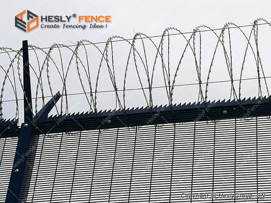China Anti Climb High Security Fence | RAL6005 Green Color | China Manufacturer supplier