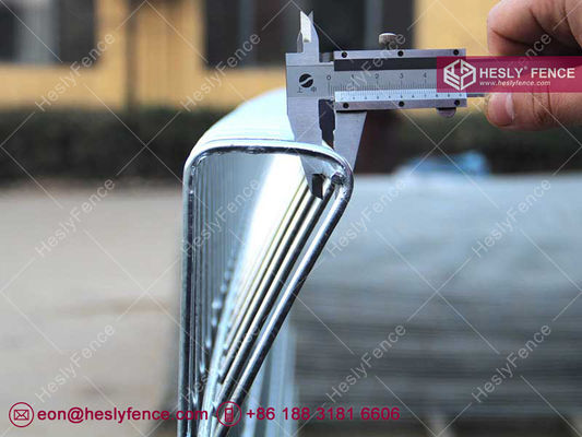 China BRC Welded Wire Mesh Fence Panels | HESLY China Roll Top Mesh Fence Factory